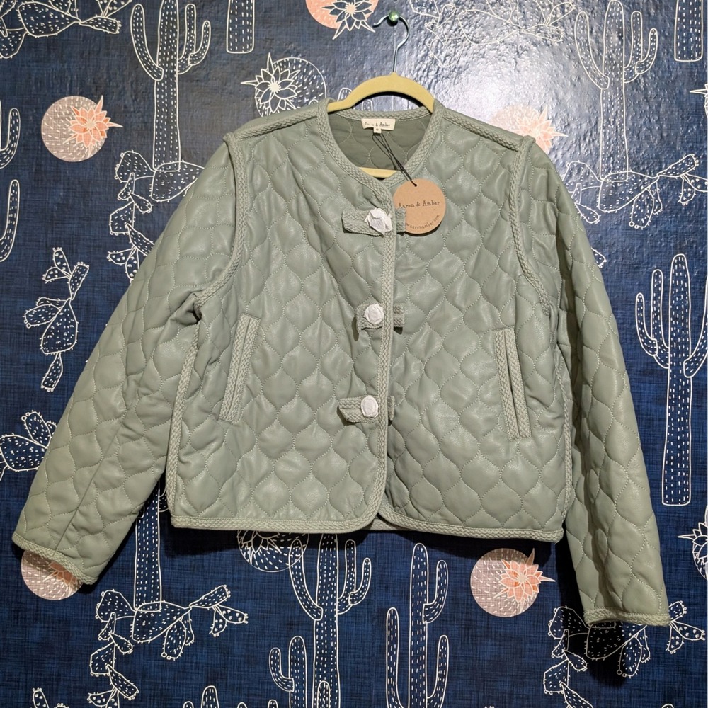 NEW Aaron & Amber Quilted Faux Leather Button Front Jacket Green Women's Small